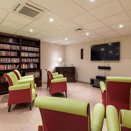 Zenao Aparthotel *