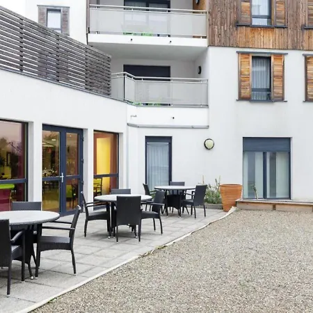 Zenao Aparthotel 3*